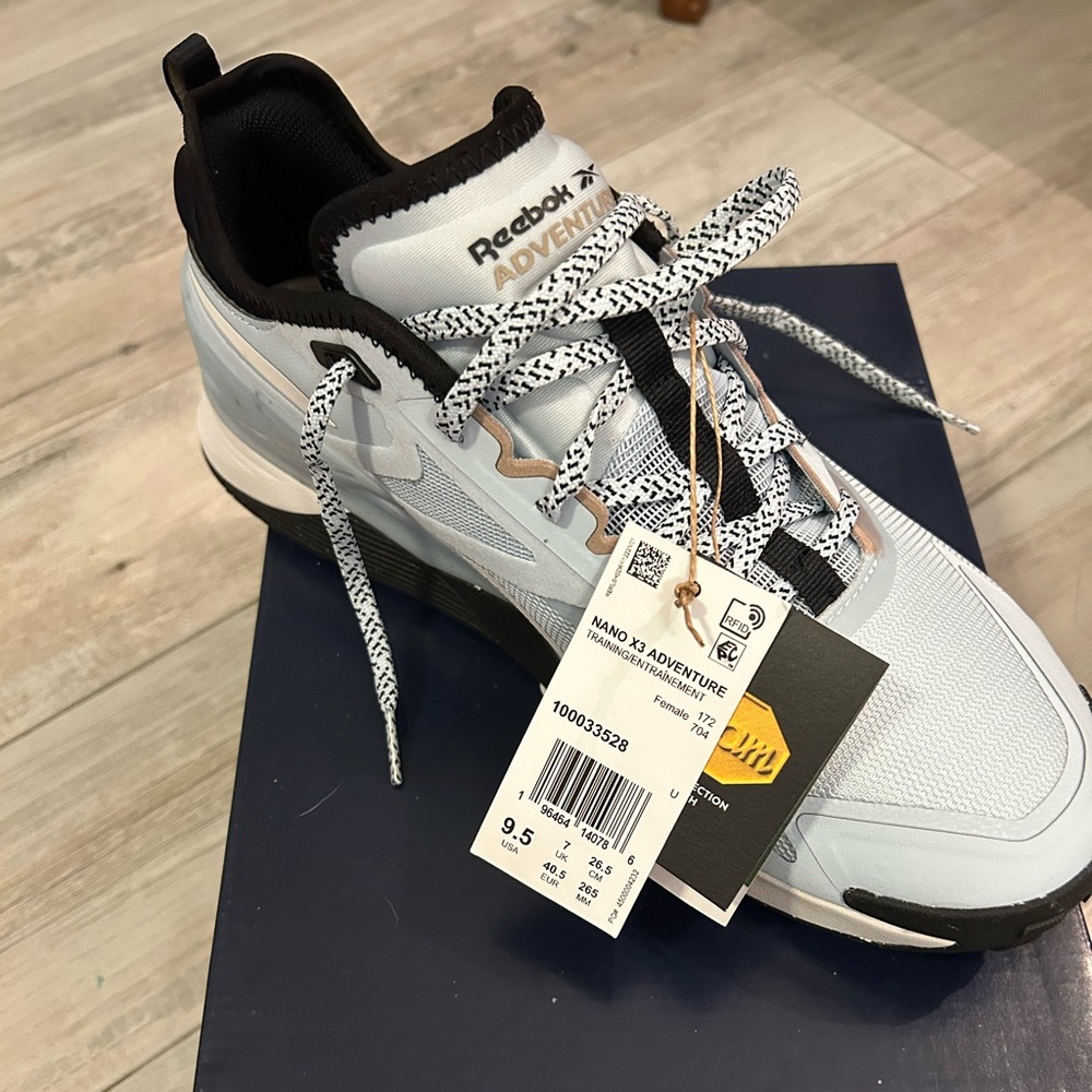 Reebok Tennis Shoes